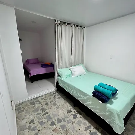 Entre Jardines Apartment Medellin Exterior photo
