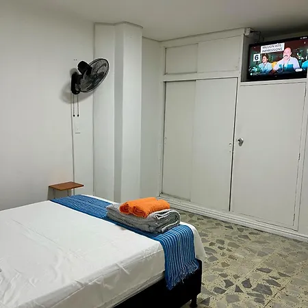 Entre Jardines Apartment Medellin Exterior photo